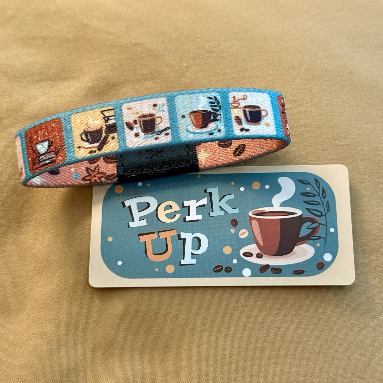New ZOX Single *PERK ME UP* Sz MEDIUM - Reversible Wristband w Card - UNREDEEMED