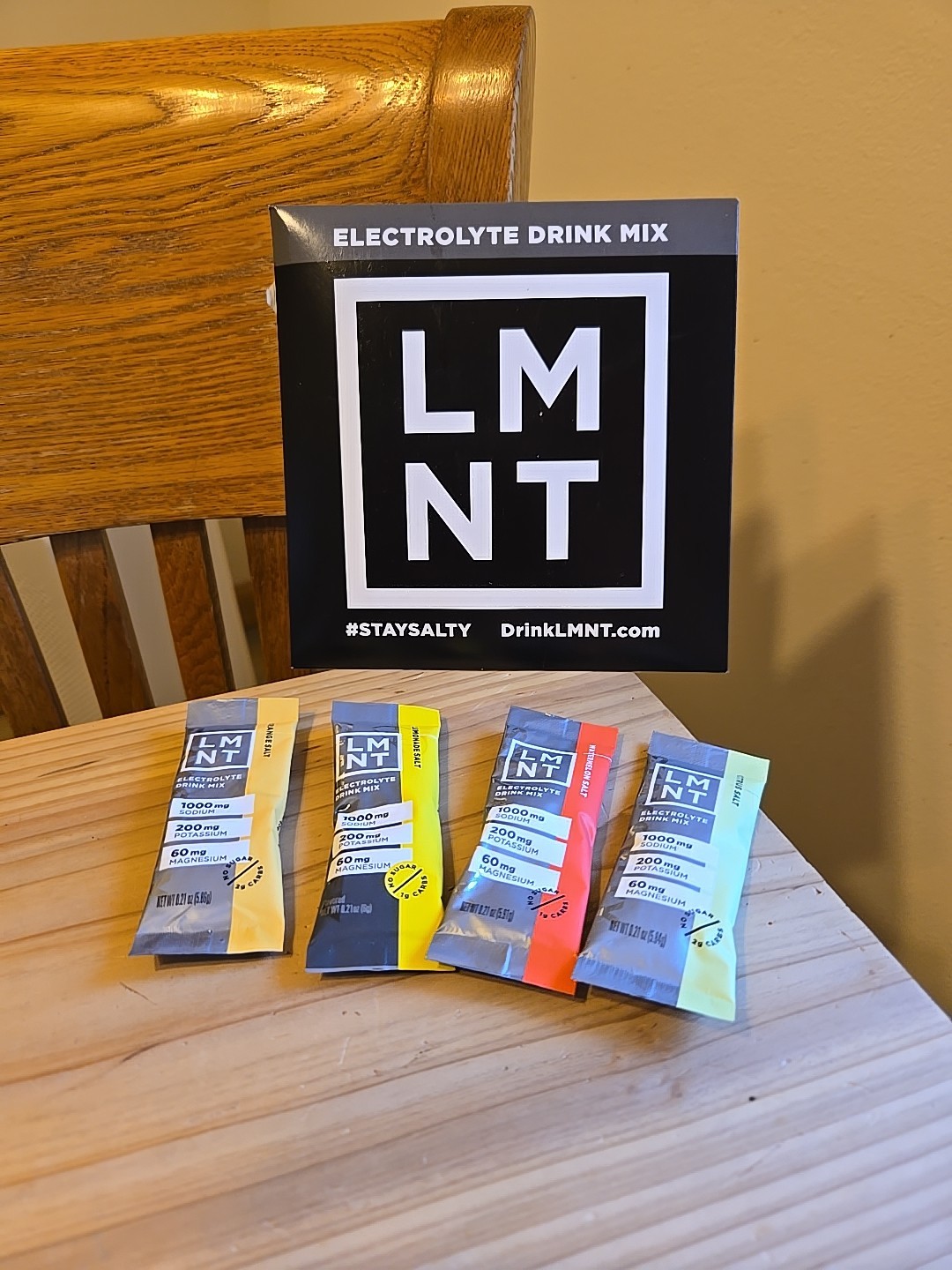 LMNT Salt Drink (12)  Packets Exp 07/26 NEW