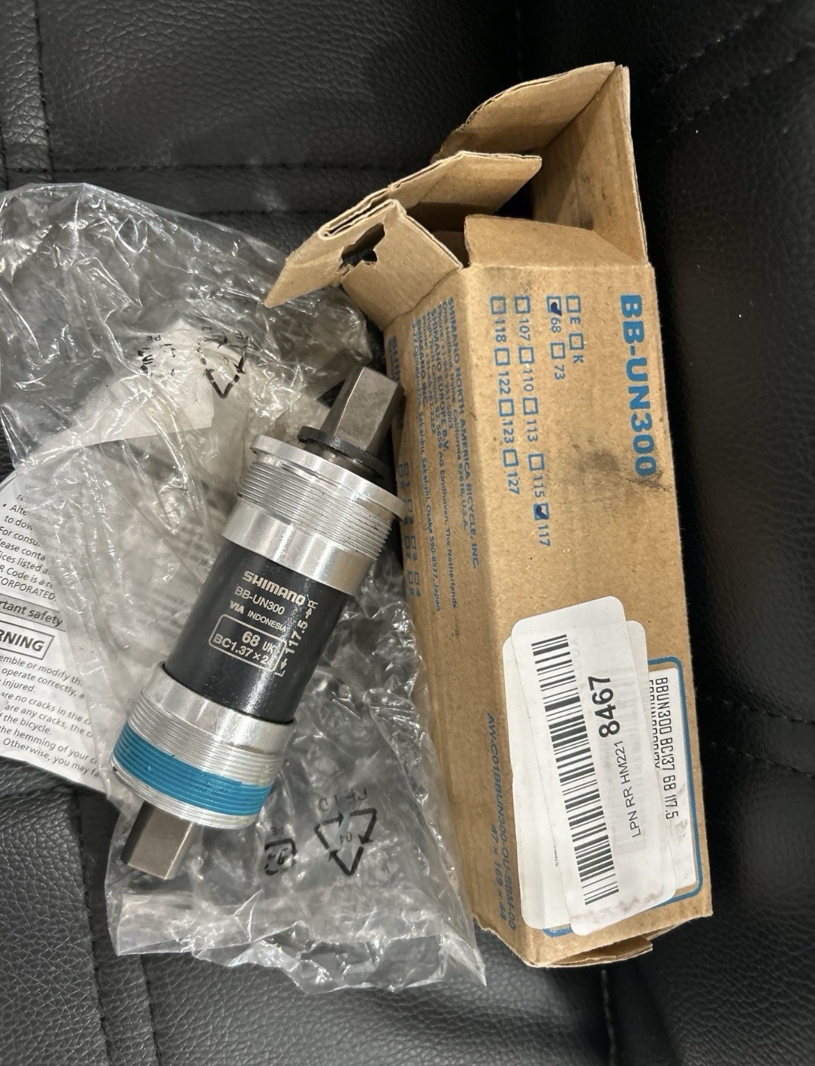 Shimano BB-UN300 bottom bracket , 68 - 117mm