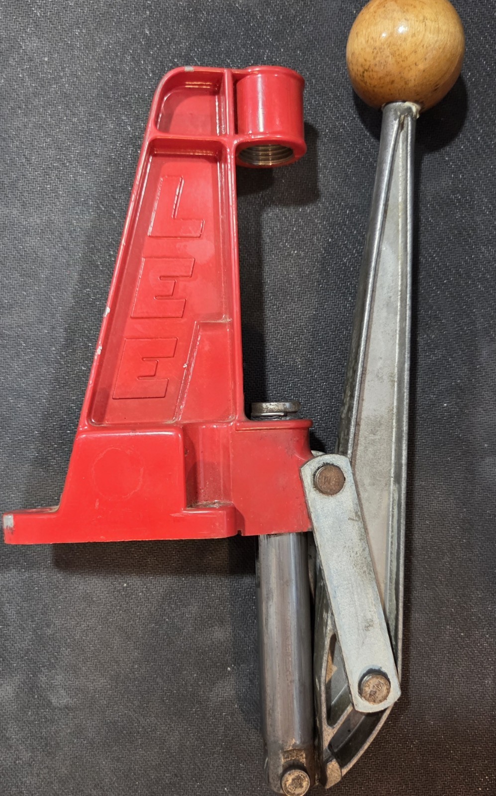 LEE  Single Stage Reloading Press