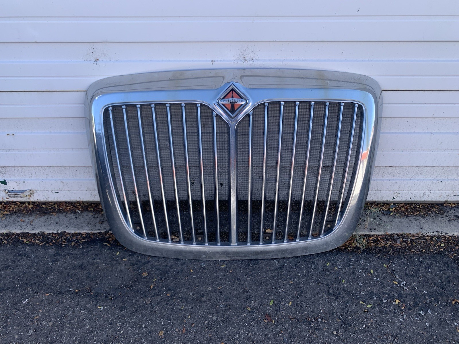 2007-2020 International PROSTAR Grille - Used