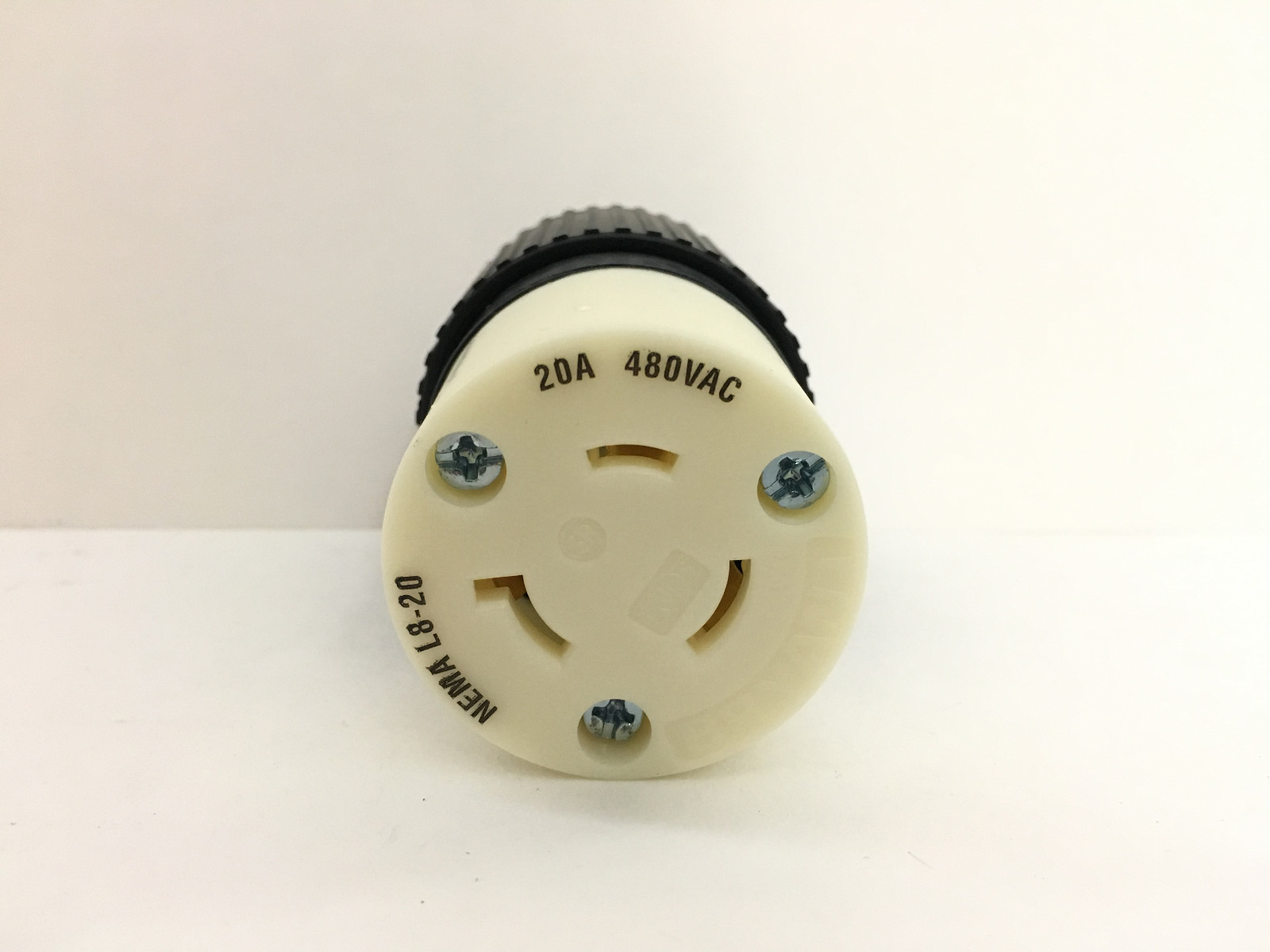 Locking Connector,Black/White,480VAC,20A BRYANT 70820NC