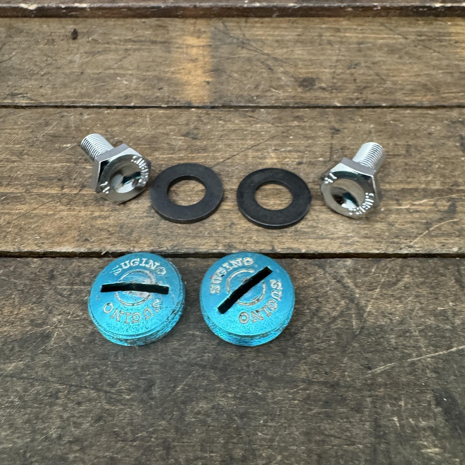 Vintage Sugino Maxy Cross Blue Crank Dust Caps With NOS BMX Bike Crank Bolts 80s