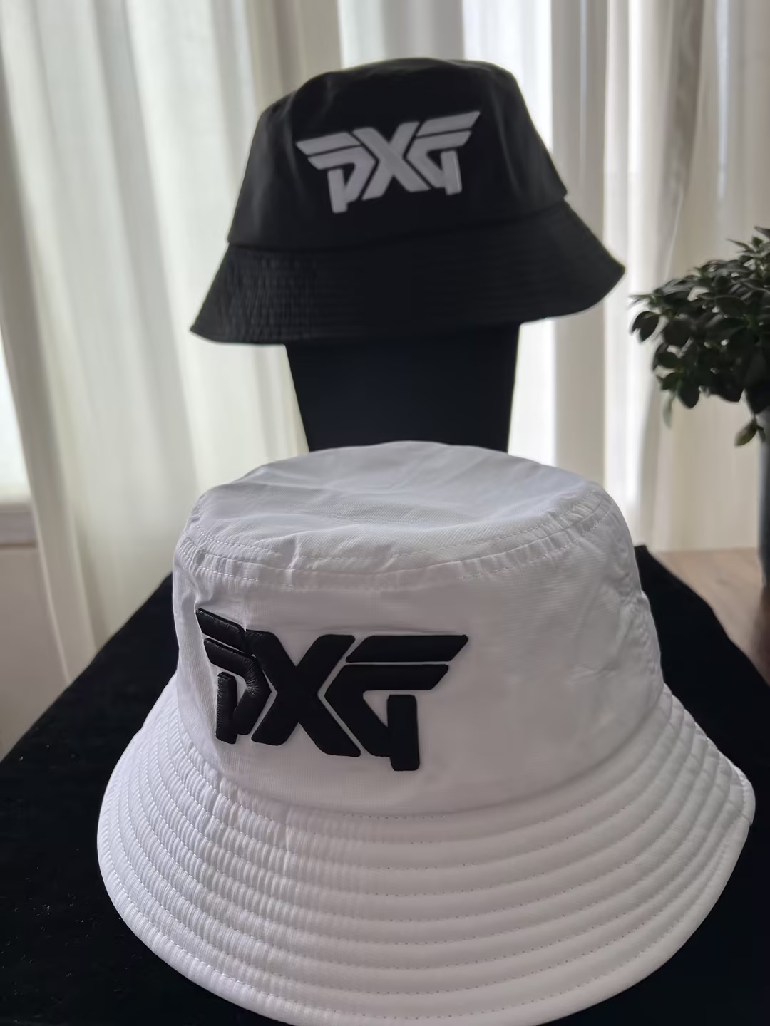 New PXG Bucket Hat Golf Tour Stretch UV Wide Brim Golf Hat White/Black