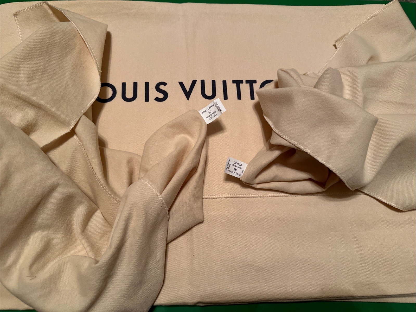 Authentic Louis Vuitton Dust Cover Bag, Beige “22x15” Envelope Type