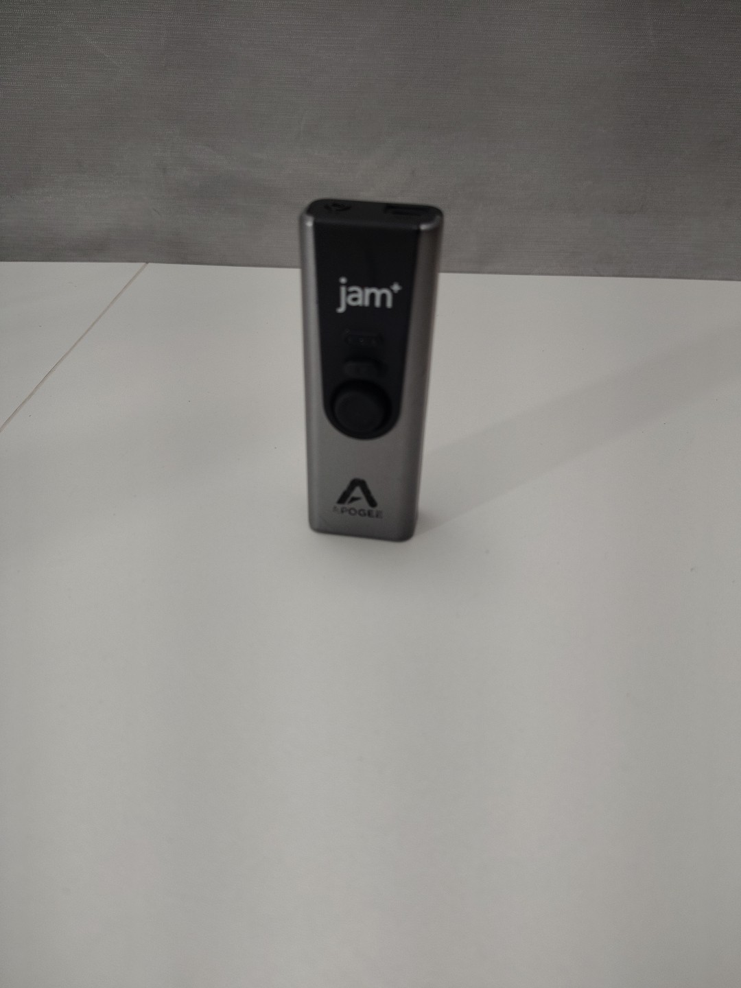 Apogee Jam Plus - USB Instrument Interface