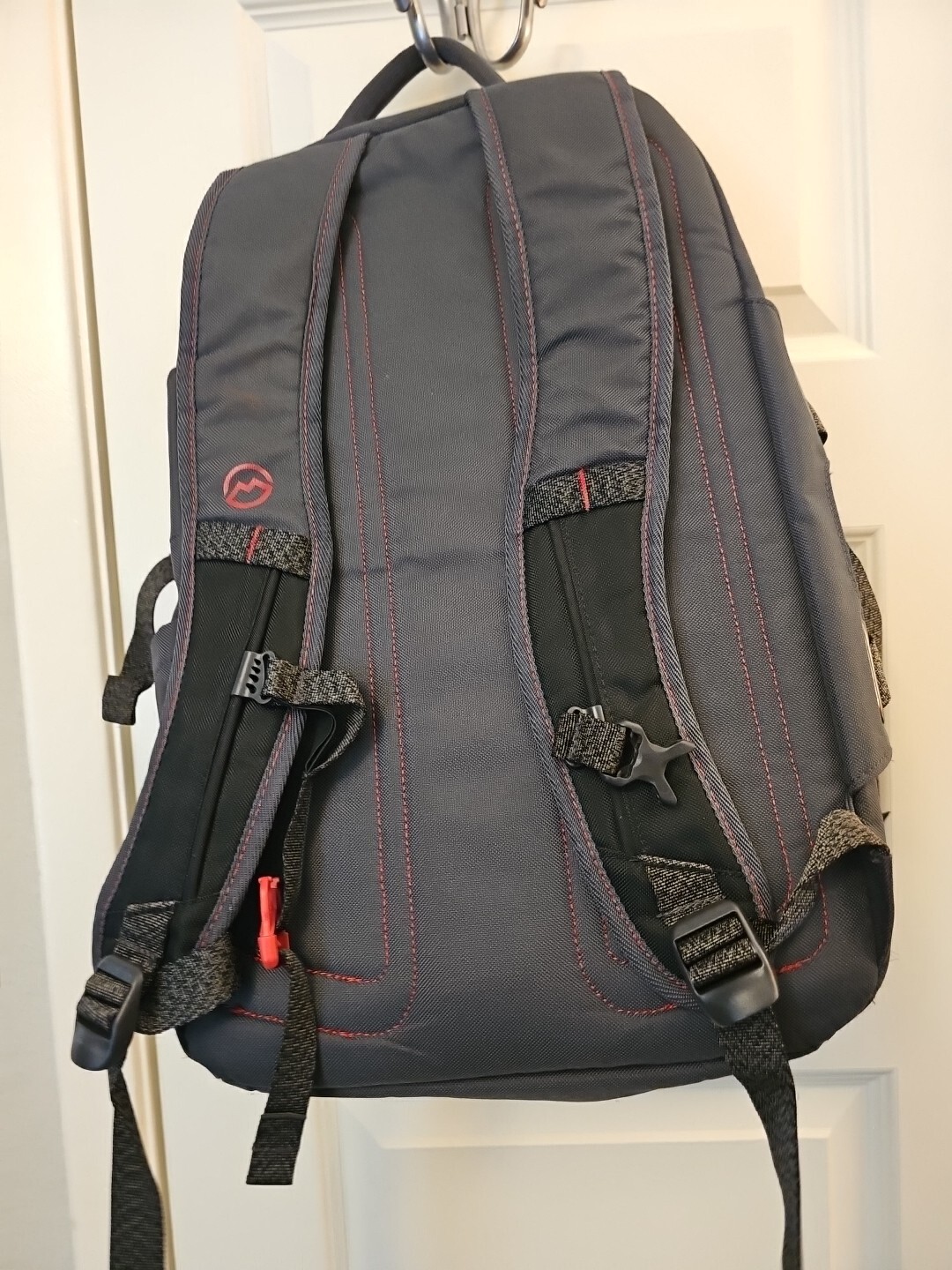 Nathan Kinney Outdoor Backpack Graycwith Red