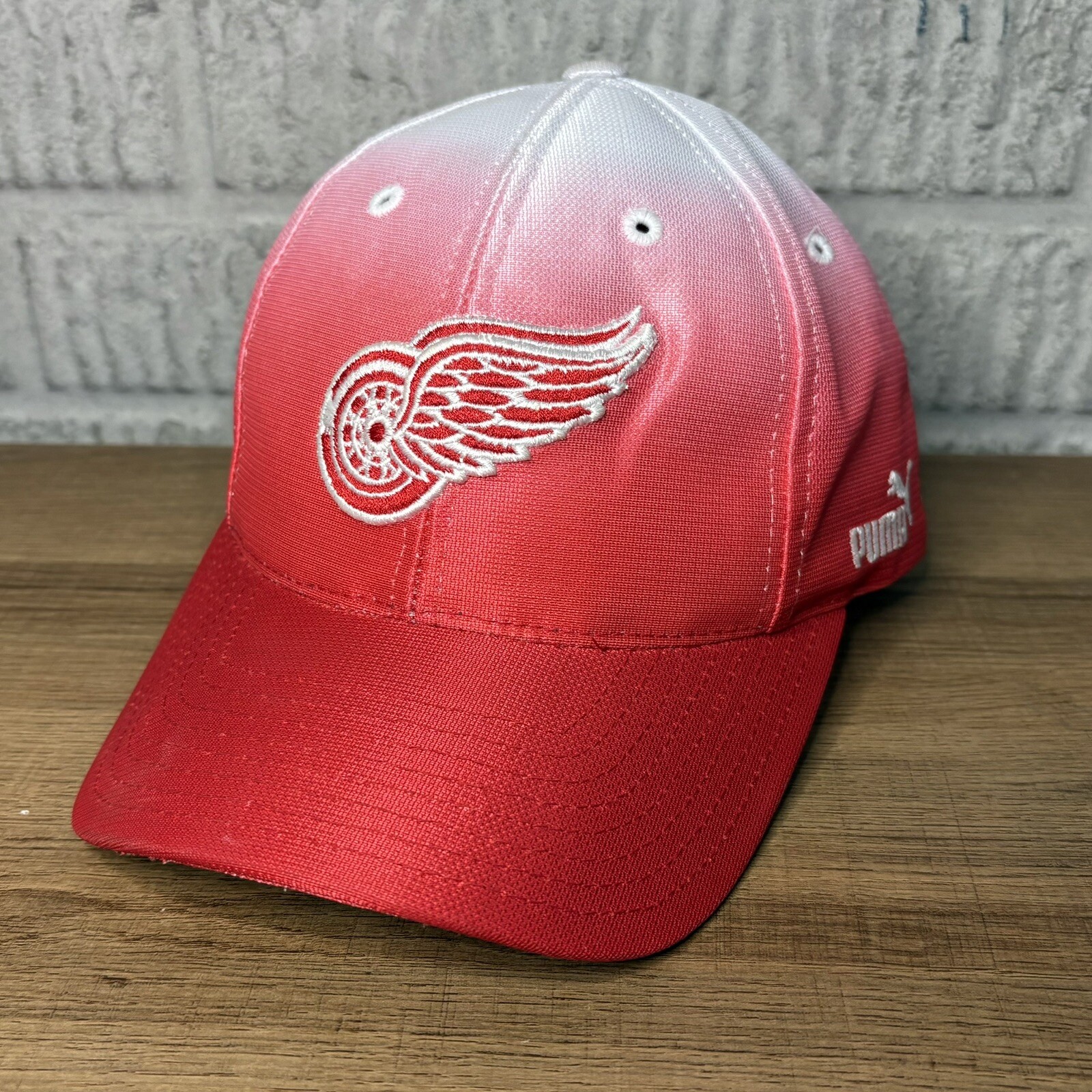 Detroit Red Wings Hat Puma adjustable logo poly NHL red white Blend Cap VTG