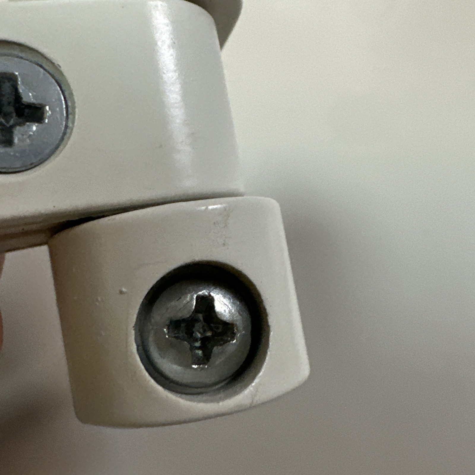 2 Genuine Bose Wall Mount brackets For Bose Cube Lifestyle Single White