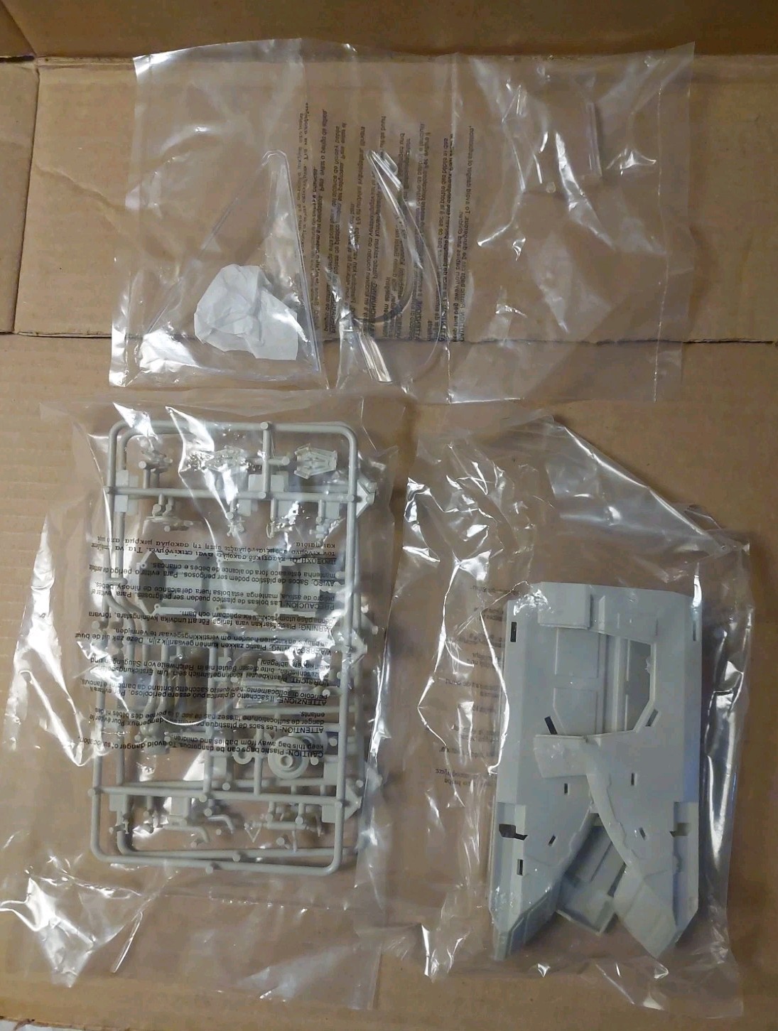 Moebius Battlestar Galactica Colonial Raptor and Armament Set Model Kit