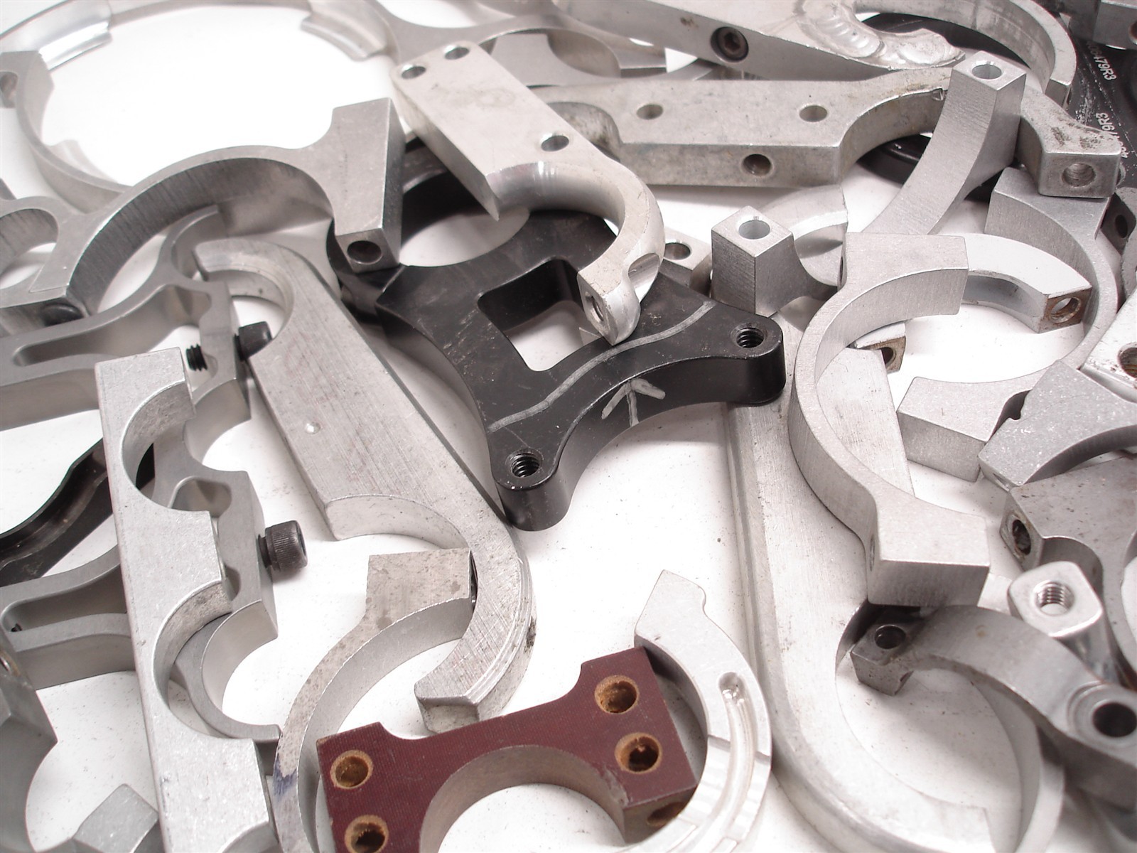BULK 138pcs BILLET ASSORTED FIREBOTTLE / HARD LINE MOUNTING BRACKETS CLAMPS