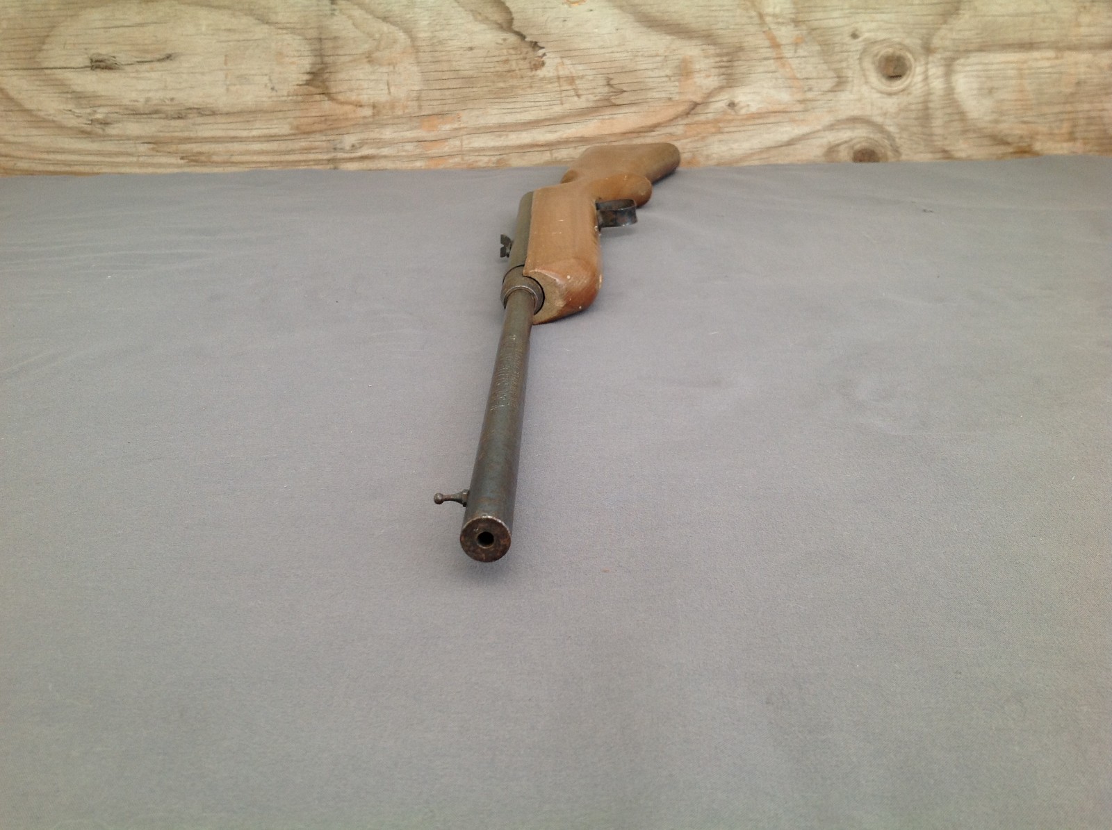 Crosman V-350 Slide Action BB Air Rifle