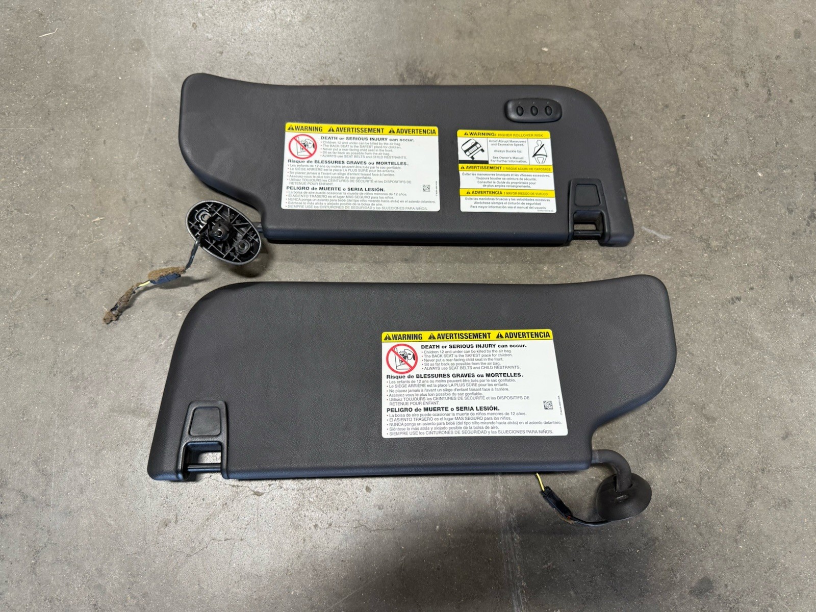 2011-2016 Ford F-250 F-350 Super Duty Sun Visors Mirror Sun Visors With Homelink
