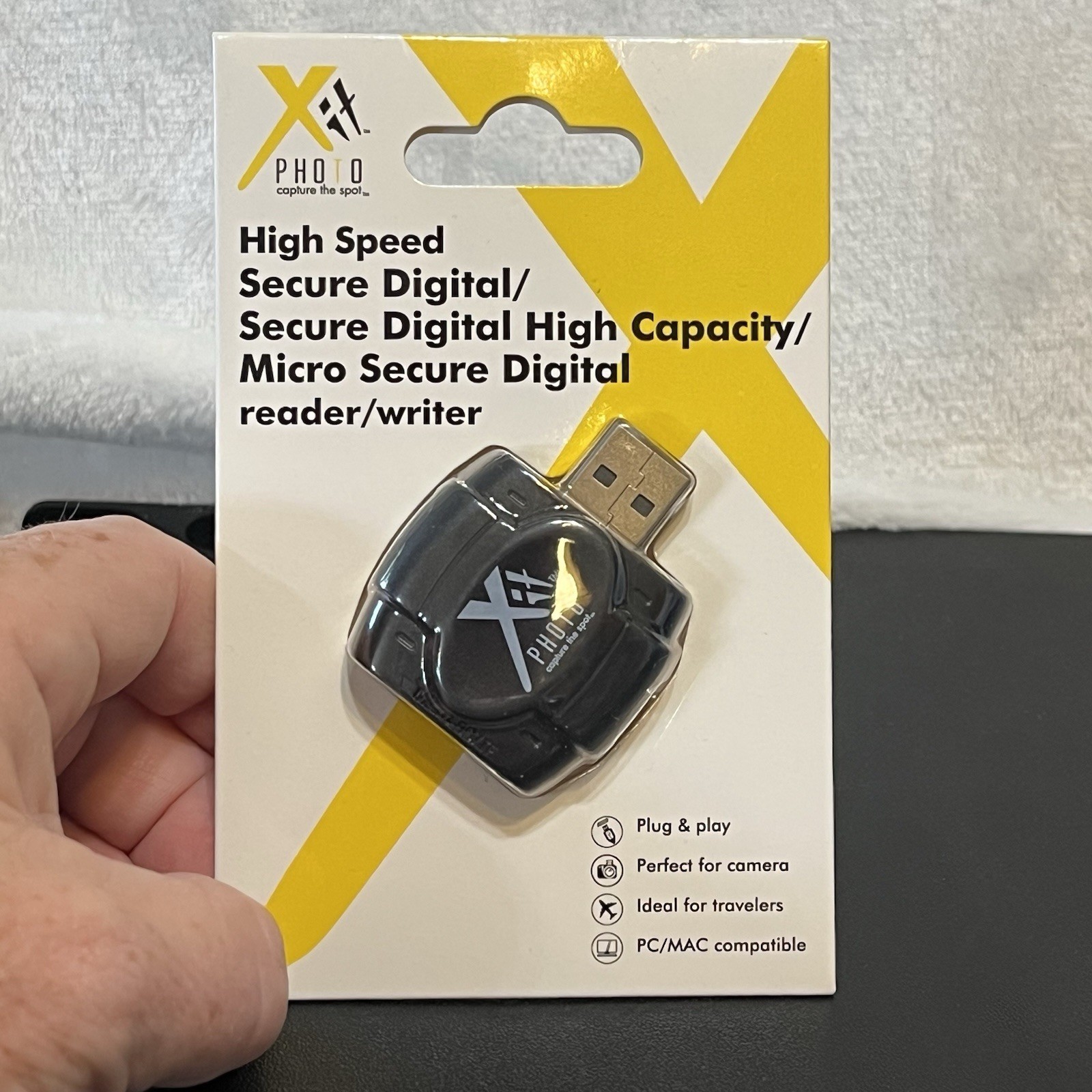 Xit Photo High Speed Secure Digital USB/SDHC/Micro SD Card Reader/Writer NEW