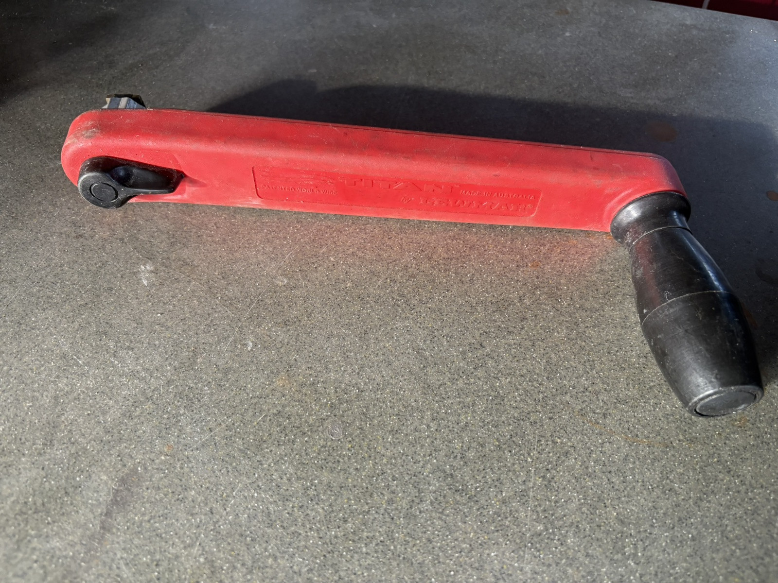 Lewmar Red Titan Winch Handle Locking 10" #29145311