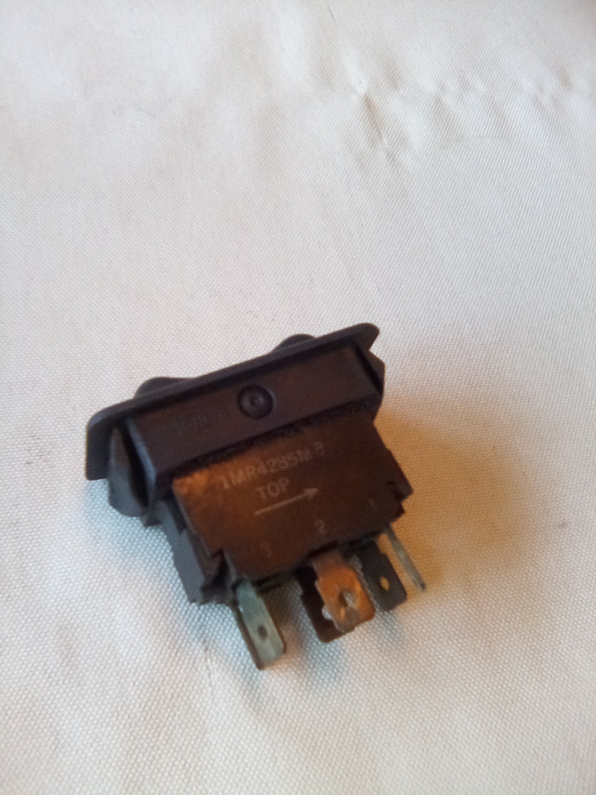 Mack 1MR4285M8 Switch