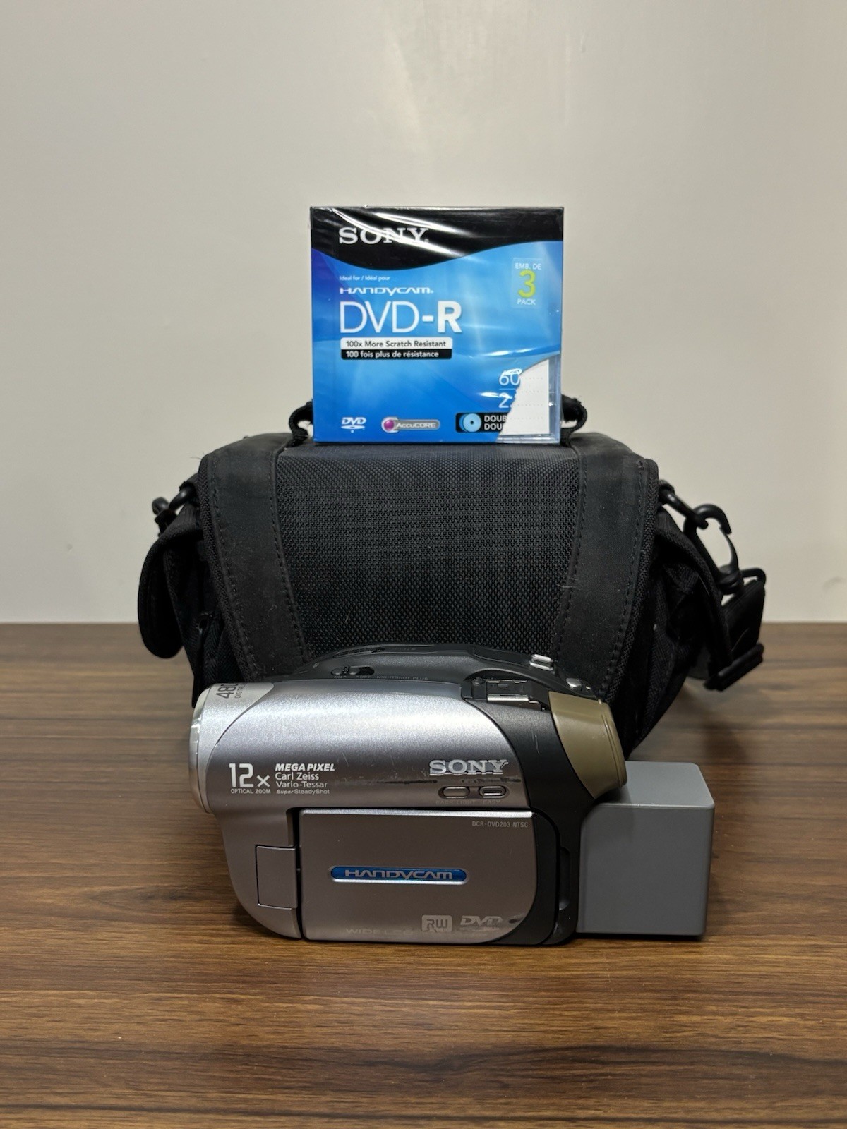 Sony Handycam DCR-DVD203E Handheld DVD-RW Camcorder Silver - Untested AS IS