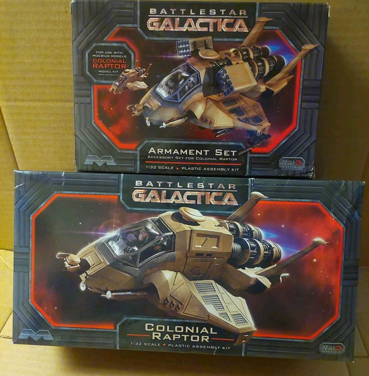 Moebius Battlestar Galactica Colonial Raptor and Armament Set Model Kit