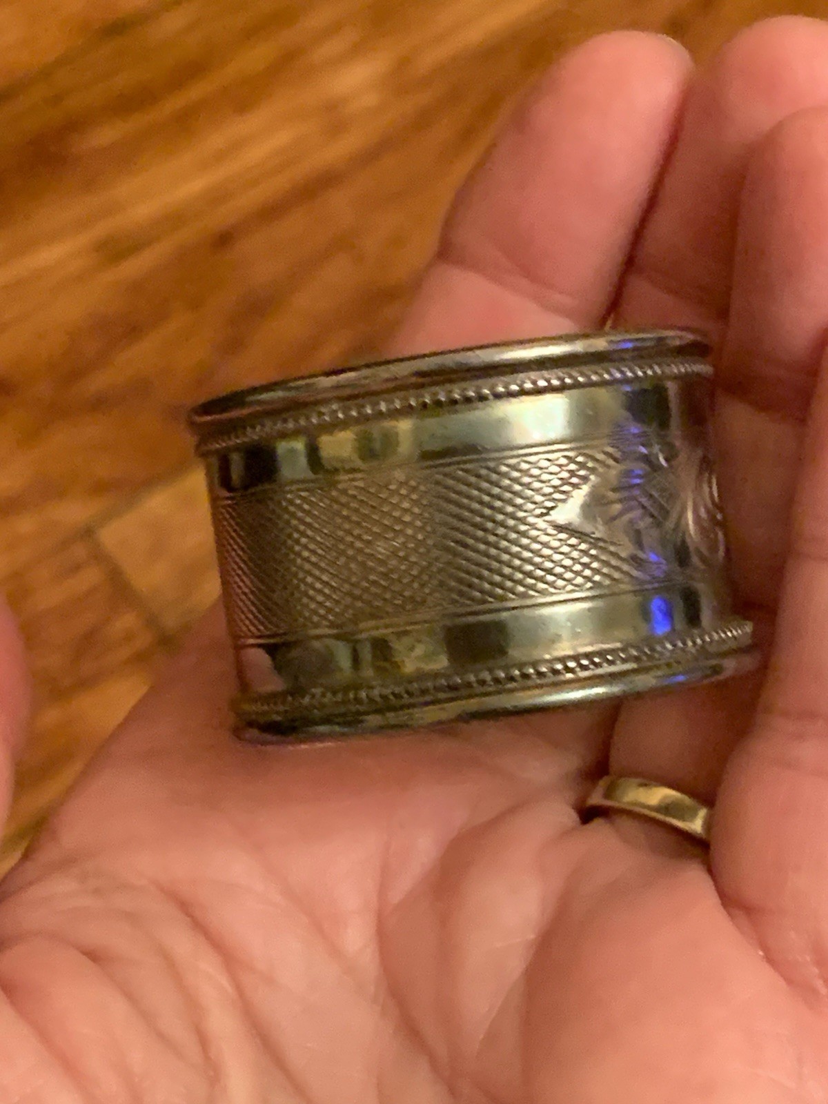 Sterling Silver napping ring antique , not marked, tested, 26 grams