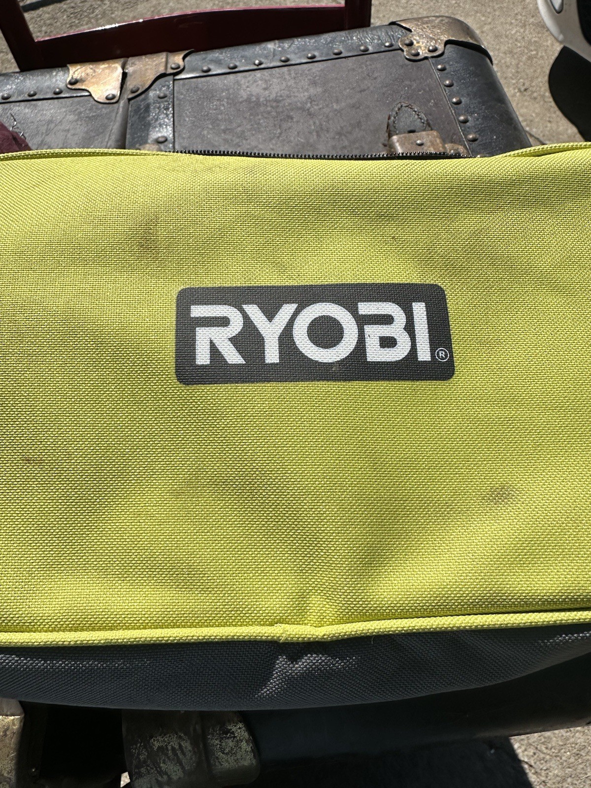 Ryobi S652DG 2 Amp Corded 1/4 Inch Sheet Sander With Dust Collector