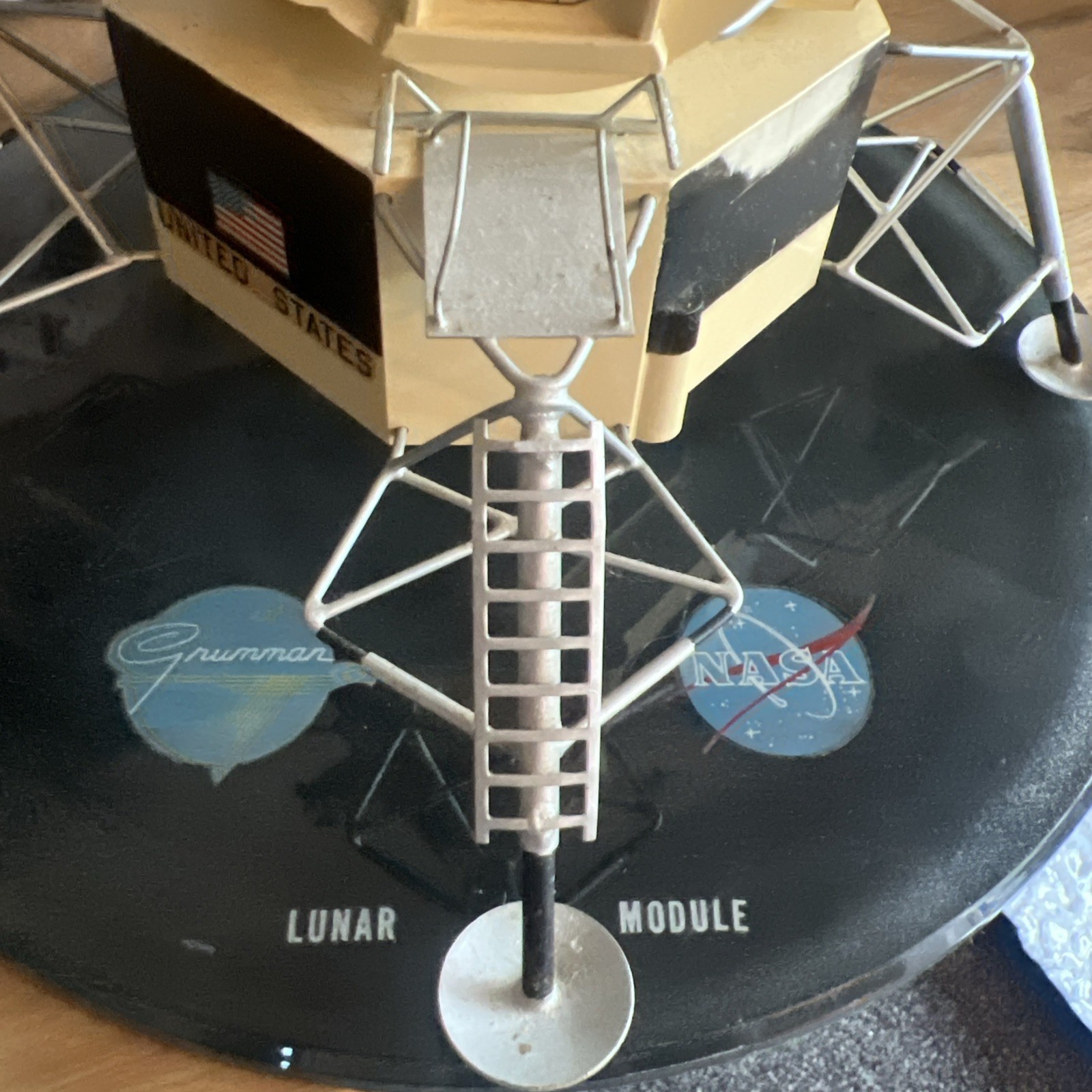 Apollo 11 Lunar Module Grumman Contractors Model Nasa Space memorabilia