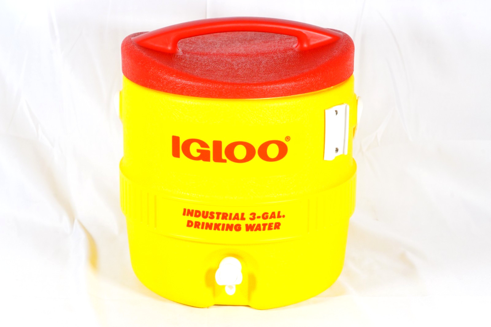 IGLOO 400 Series Industrial Water Cooler 3 Gallon Yellow & Red NEW!