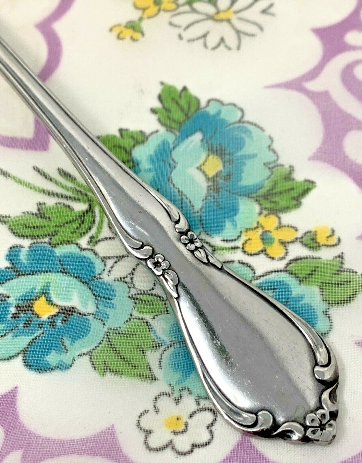 Oneidacraft DELUXE Oneida CHATEAU Stainless CHOICE Glossy Silverware Flatware583