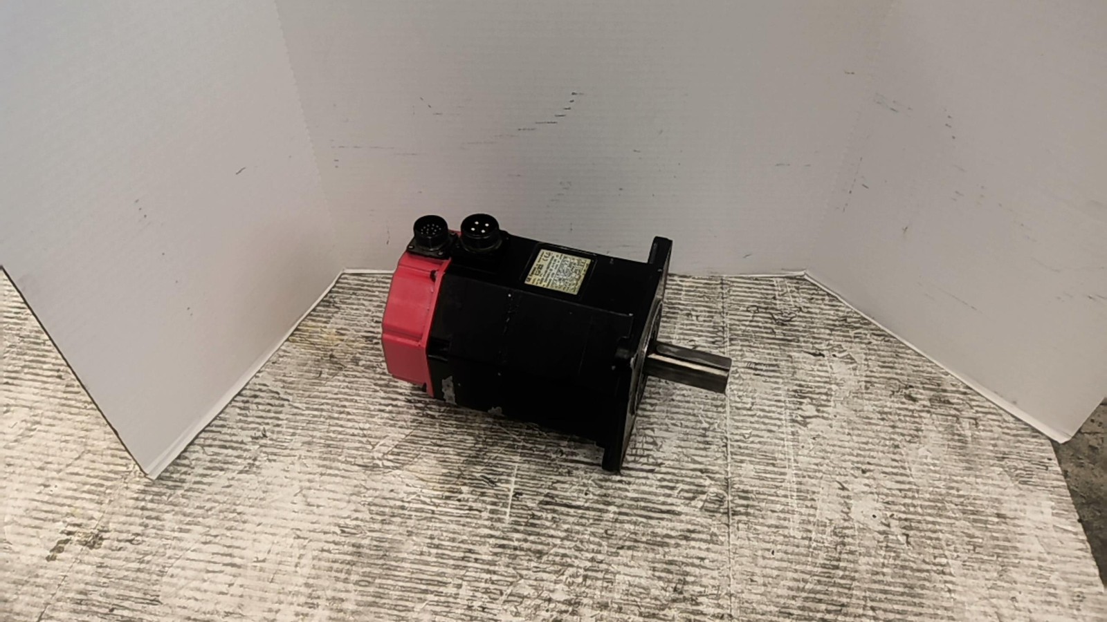 Fanuc A06B-0142-B075#7008 2.1 KW AC Motor 2000 RPM 3 Phase 186V 133 HZ