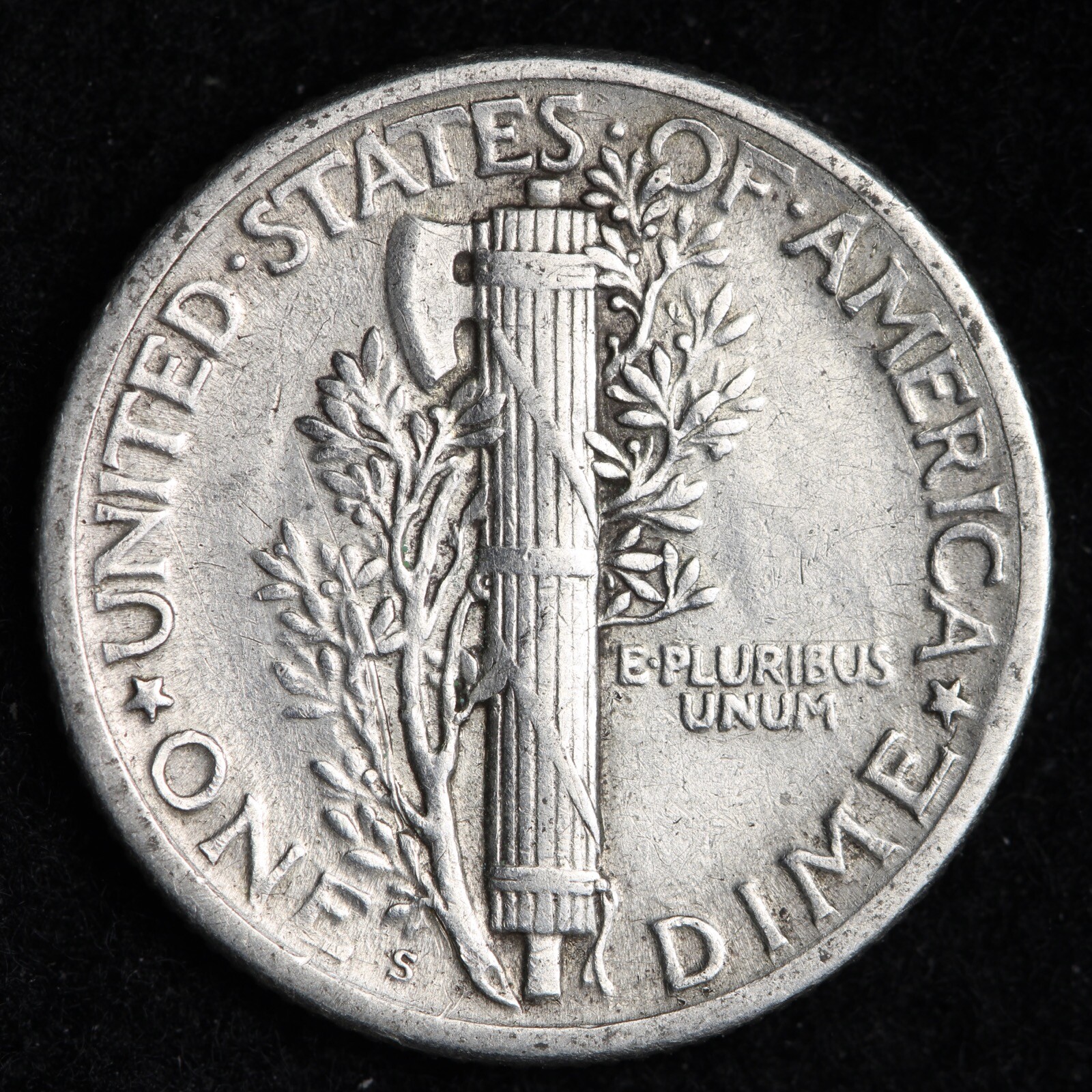 1920-S Mercury Silver Dime CHOICE AU E249 T