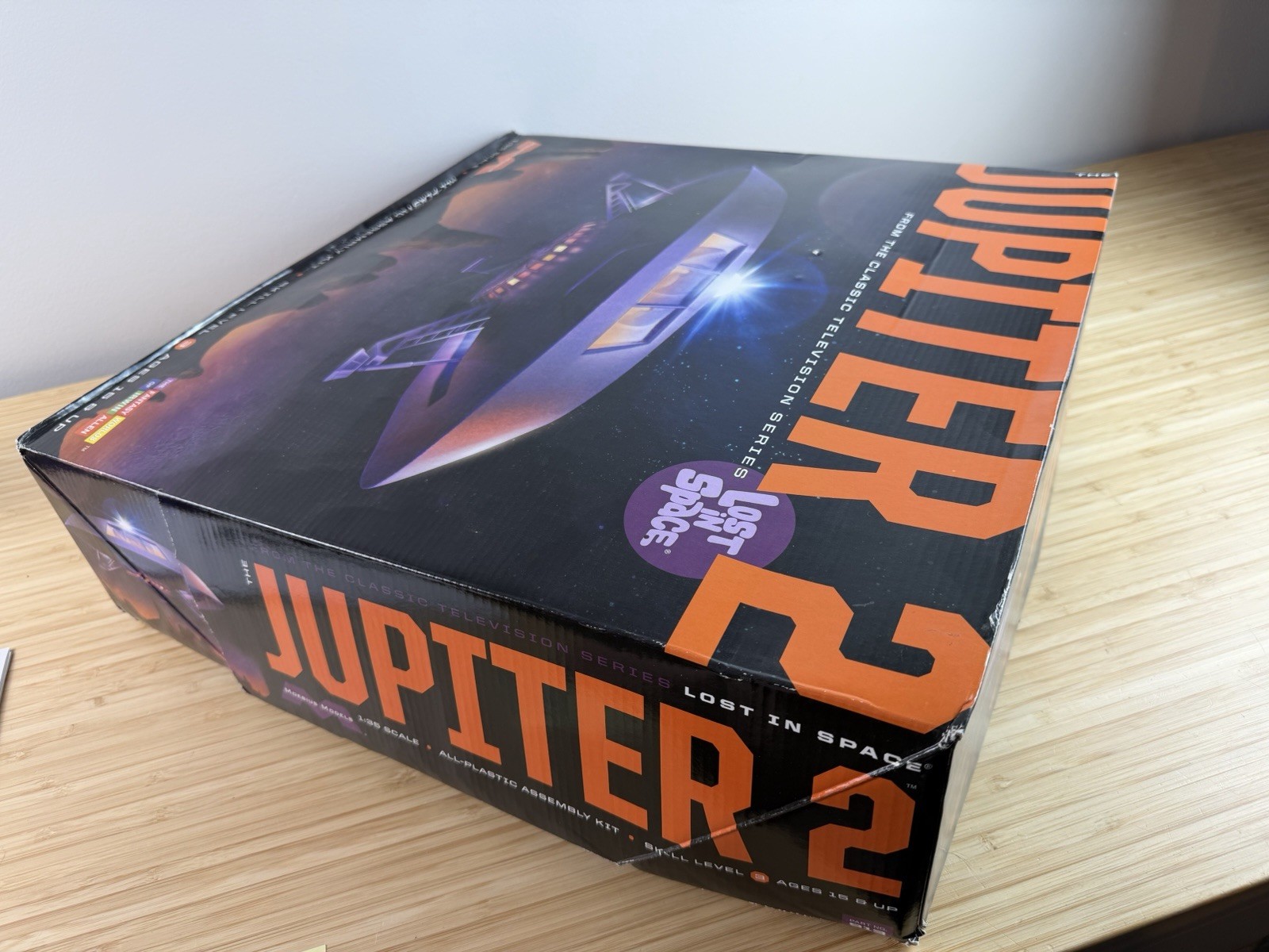 Lost In Space Jupiter 2 Model Kit #913 Moebius Models 1:35 SCALE ~NEW in BOX