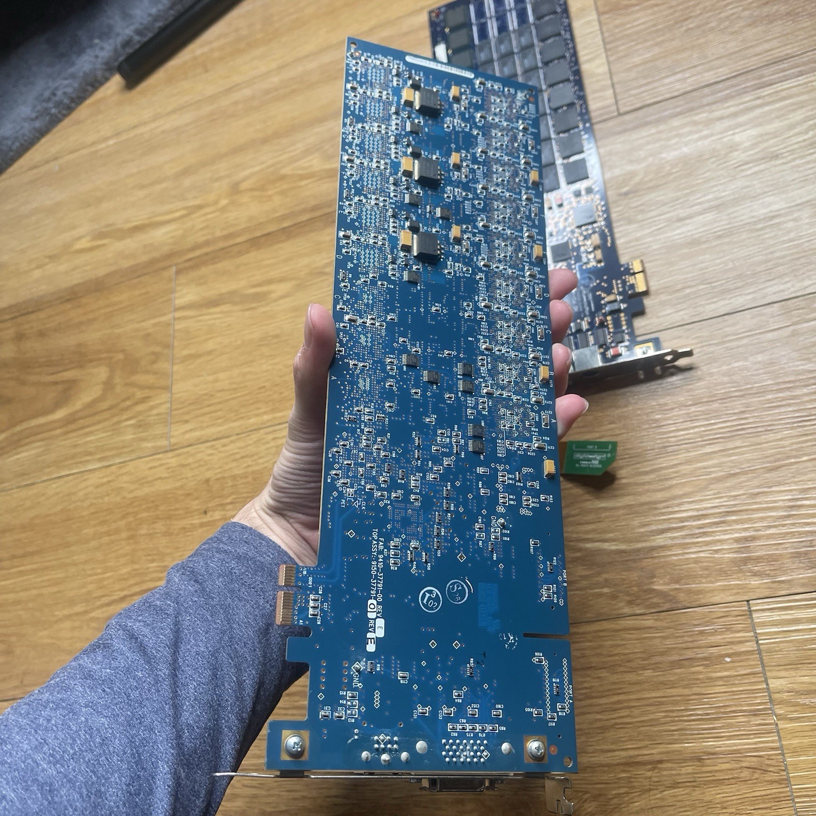 Avid / Digidesign HD Accel Core PCle and 1 HD Accel Cards With 1 Flex Cables