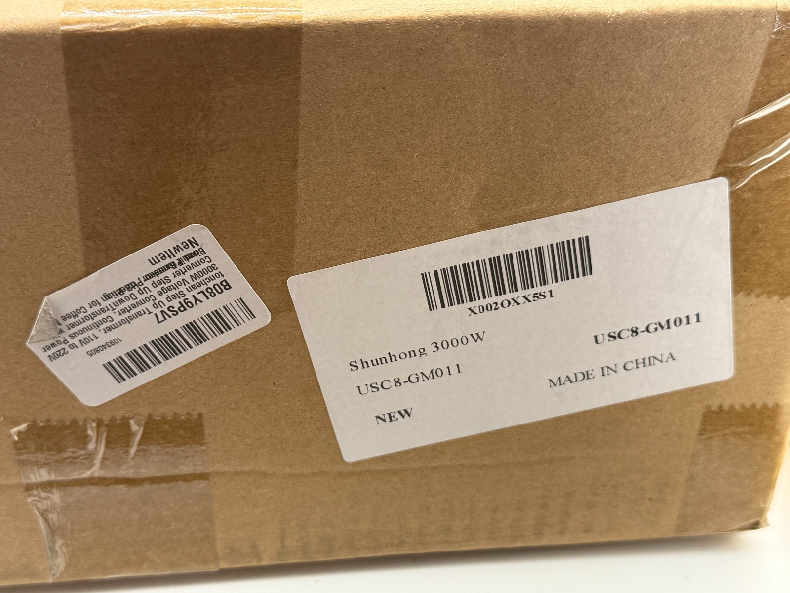 [OPEN BOX] Shunhong SHJY-500VA Power Transformer 110V to 220V -