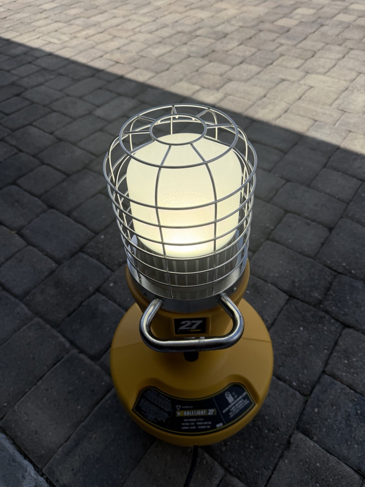 Wobblelight Yellow Corded Portable Worklight 120V w/ Protective Wire Cage