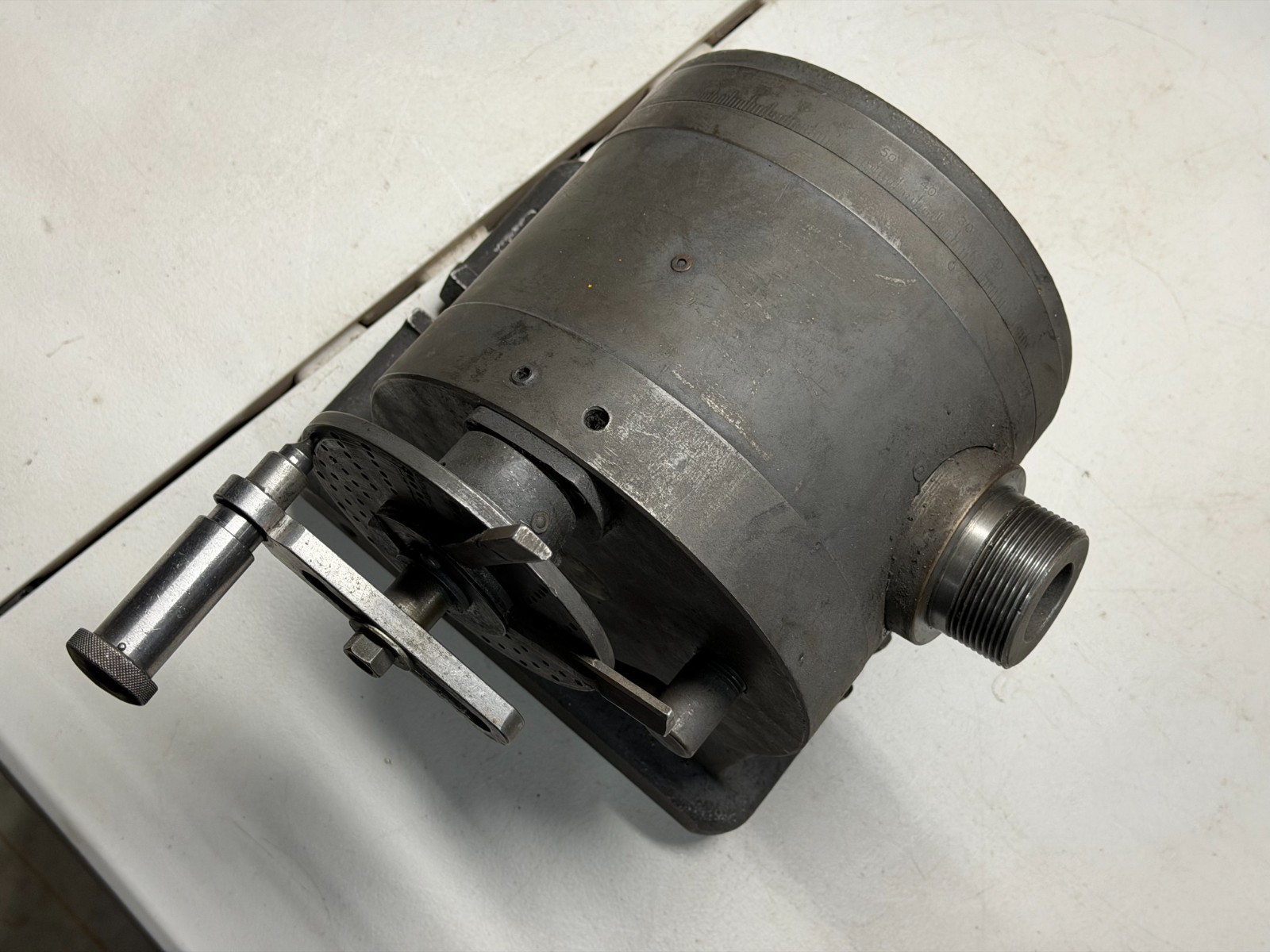 L W Chuck Co dividing head
