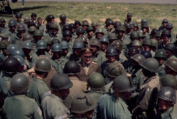 IKE THE WAR YEARS ( 1978 MiniSeries - Blu Ray BD-R - Plus Bonus Program Disc )