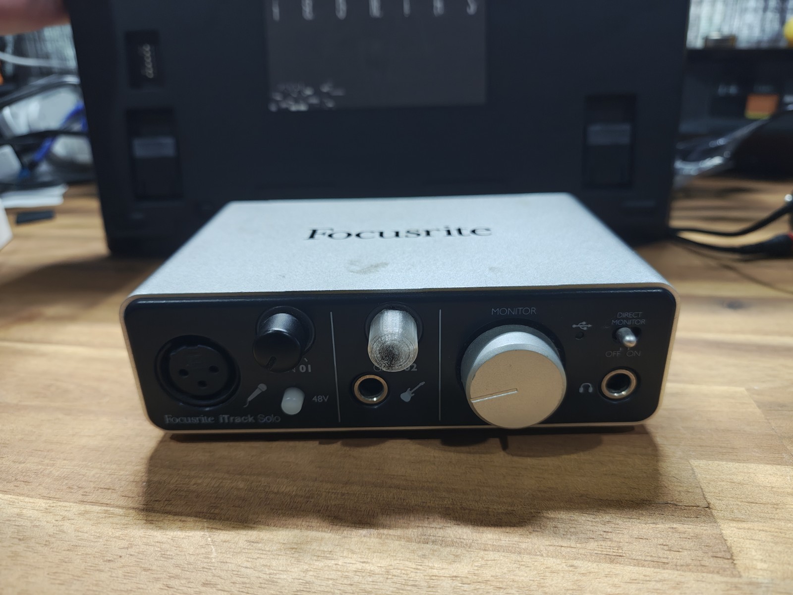Focusrite iTrack Solo USB 2.0 Audio Recording Interface