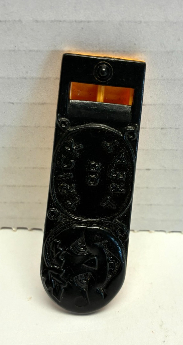 D1 Vintage Black & Orange Trick or Treat Jack o'Lantern Whistle