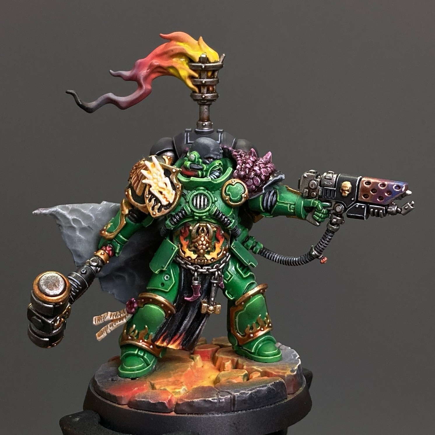 Salamanders Adrax Agatone Space Marines GW Warhammer 40k Pro Painted miniature