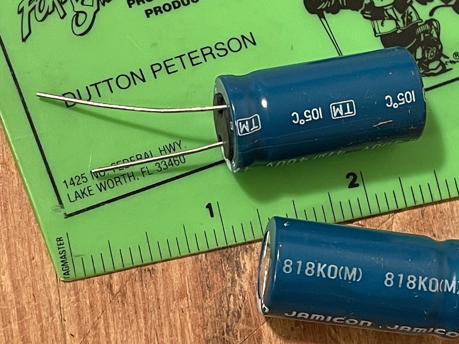 10 pieces Jamicon 47 uF 400V electrolytic capacitors