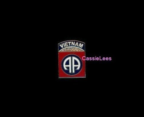 USA 82nd VN + a custom promo pin