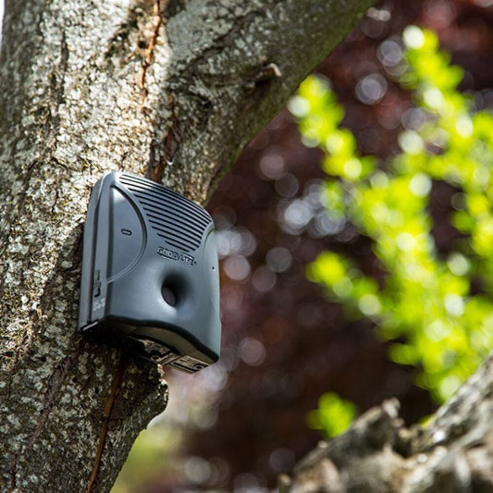 Dog Silencer® MAX Mounting Bracket With Pan & Tilt