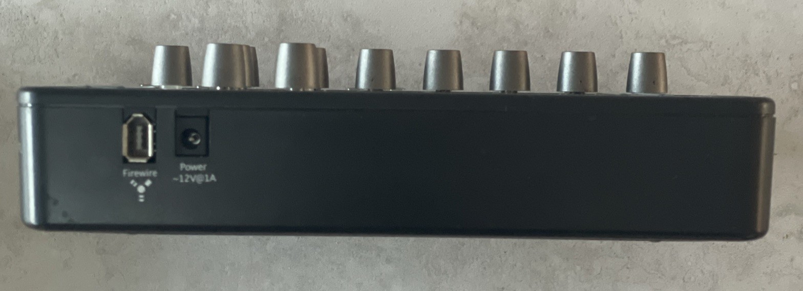 FOCUSRITE LIQUID MIX 16 FIREWIRE MIXER COMPRESSION EQ EMULATION POWERS ON