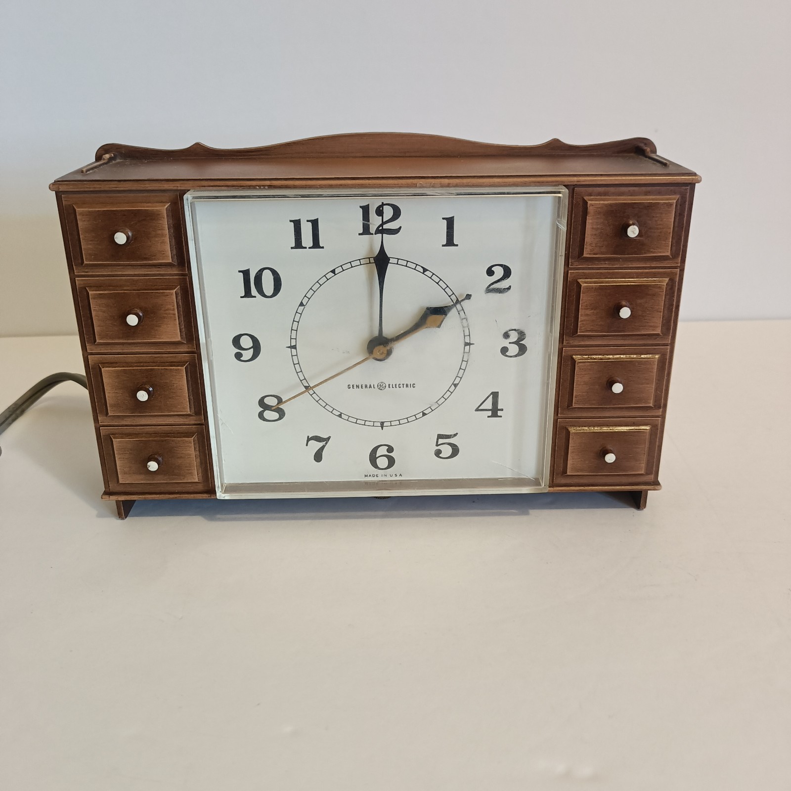 Vtg GE Hanging Electric Wall Clock Model #2129 Chest of Drawers, Tested Works