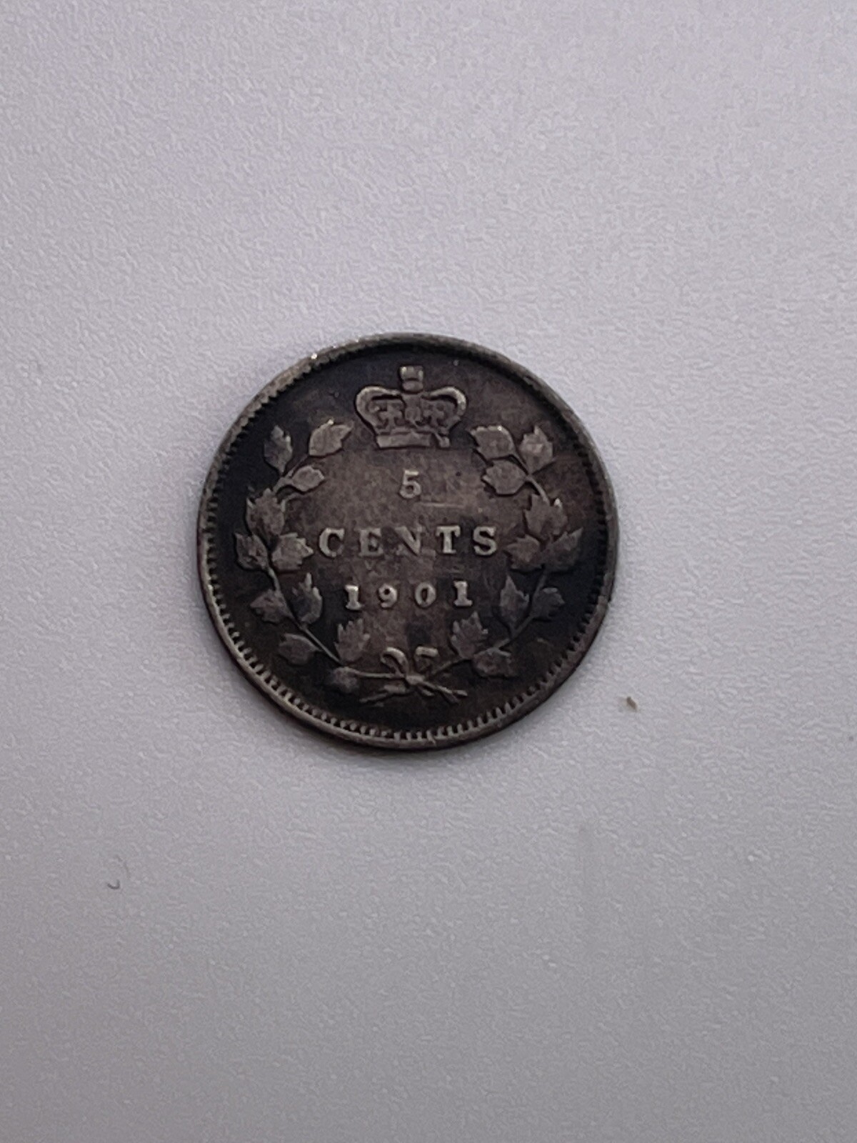 1901 Canada 5 Cents Silver - Young Victoria #1