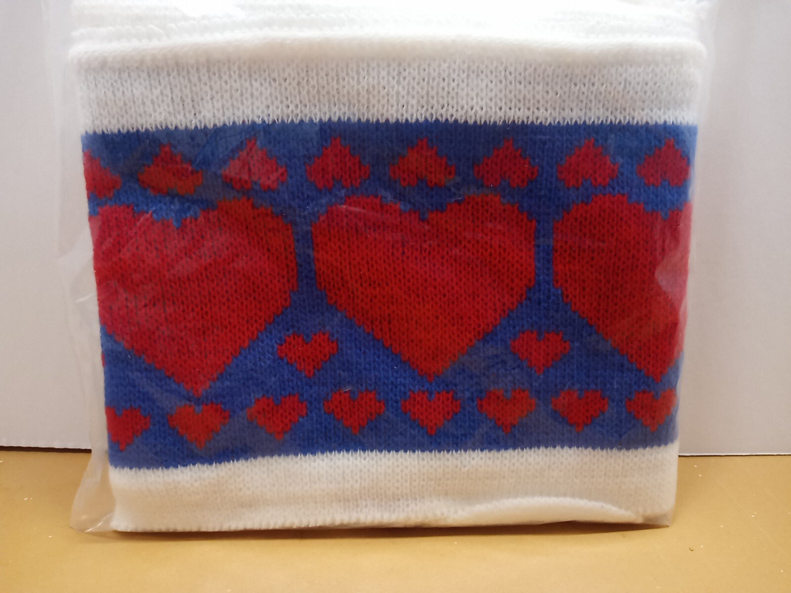 Marion's Knitted Inserts Heart Pattern 50 Inches Hearts #435