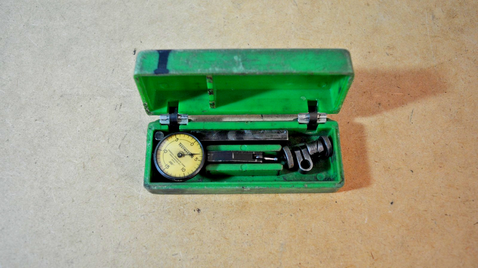 FEDERAL TESTMASTER  M-1 Test Indicator   .001 W/ Case and Accessories