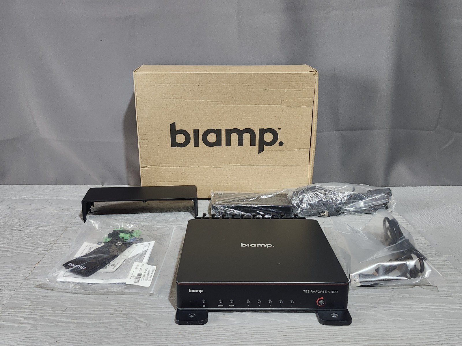 BIAMP TESIRA FORTE X 400 MEETING ROOM DSP - Open Box (See Description)