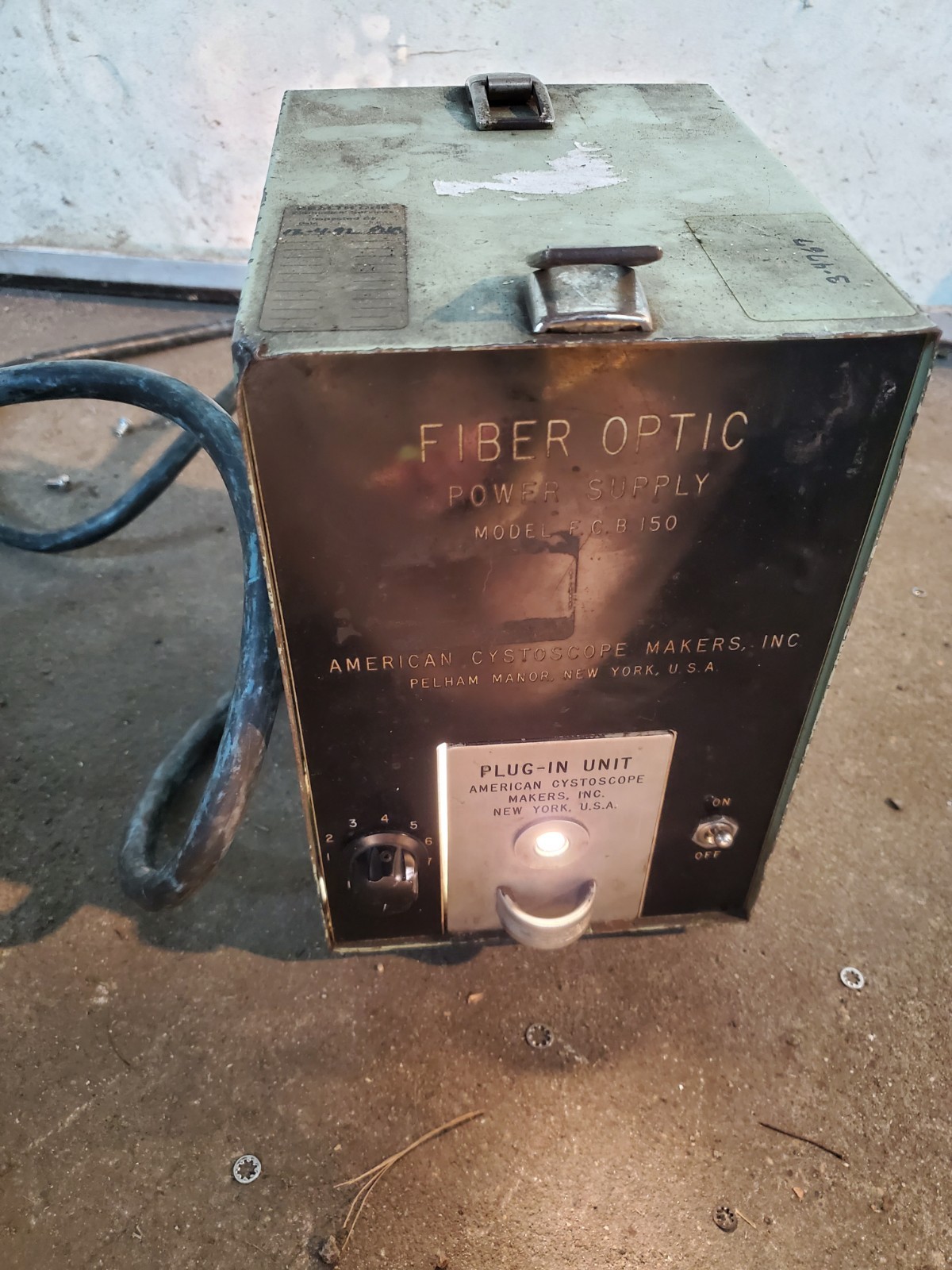 American Cystoscope Makers Fiber Optic Power Supply Light Source F.C.B. 150 117v