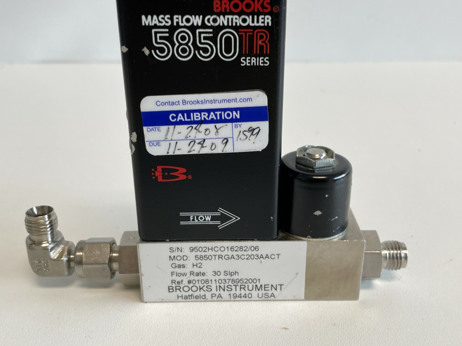 U2: Brooks 5850TR Mass Flow Controller 5850 TR Series