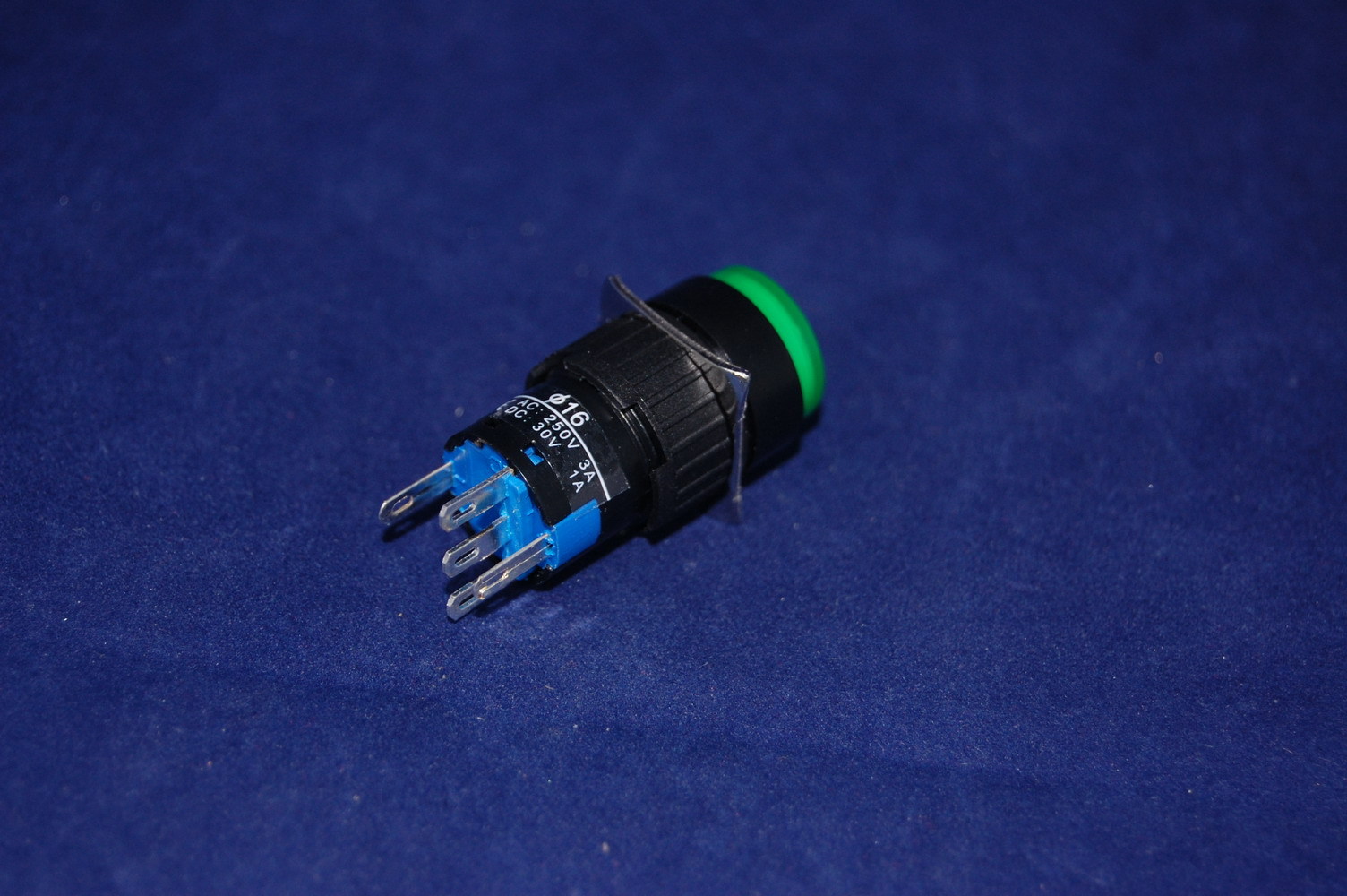 5PCS 16MM GREEN ROUND MAINTAINED PUSH BUTTON LED ILLUMINATED 110V 5 PINS